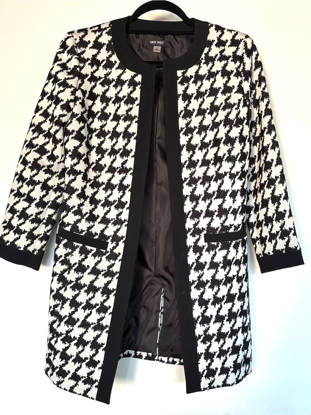 Nine West Black & White Houndstooth Collarless Open-Front Blazer
